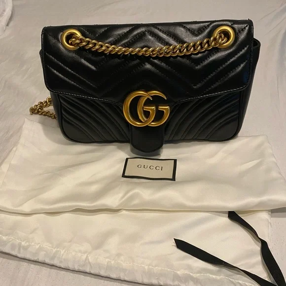 Authentic Gucci GG Marmont small shoulder bag Black matelassé chevron  leather